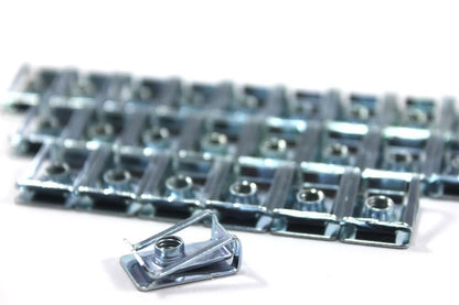 28x Completo Sottoscocca Clip Molla Punte Dado m5 5mm for Lotus Elise VX220