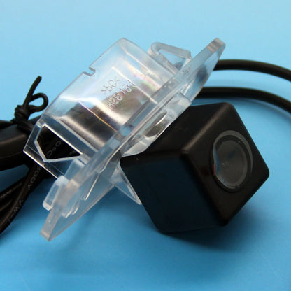 Car Rear View Backup Camera for Honda MR-V / Pilot (2003–2008)