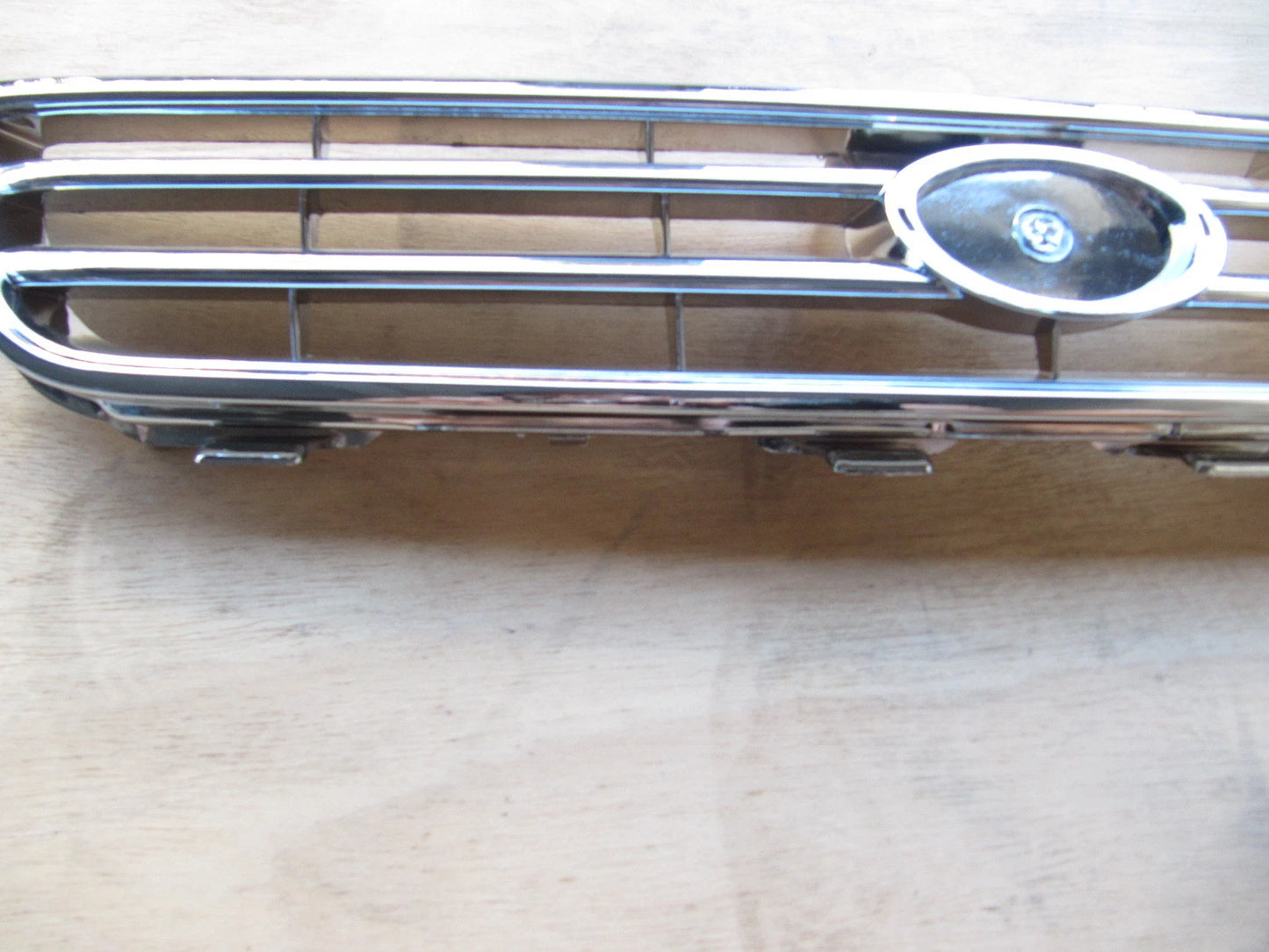Chrome Grill for Toyota Camry SK20 SXV20 (1997-2002)