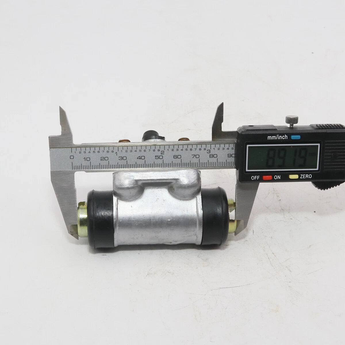 5/8" Rear Brake Cylinder for Datsun Nissan Pathfinder SD23 1979-1986
