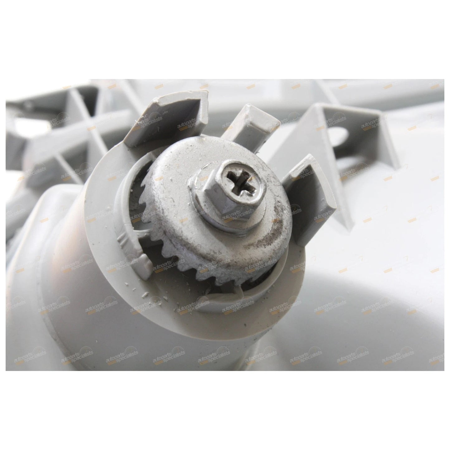RH HeadLight Right Head Light for Toyota Hiace (2005–2010)