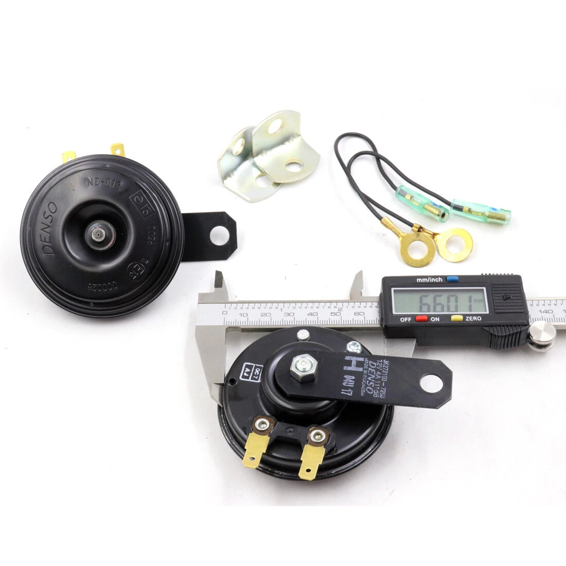 Denso Horns for Nissan Fairlady Roadster Sunny Ute 1977-1983