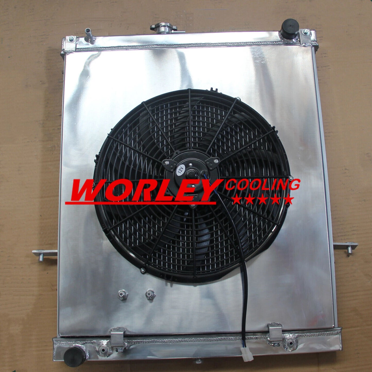 Aluminum Radiator & Fan Shroud for Nissan Patrol Y61 GU 3.0L/4.2L (2001-2016)