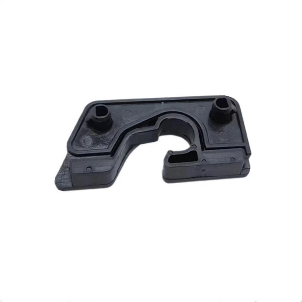 Right Rear Trunk Storage Panel Cover Clip for Mazda CX-3 (2016-2021)