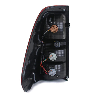 RH Tail Light Lamp Red Fits Toyota Hilux Revo SR5 AN120 M80 Pickup 2015-19 D06