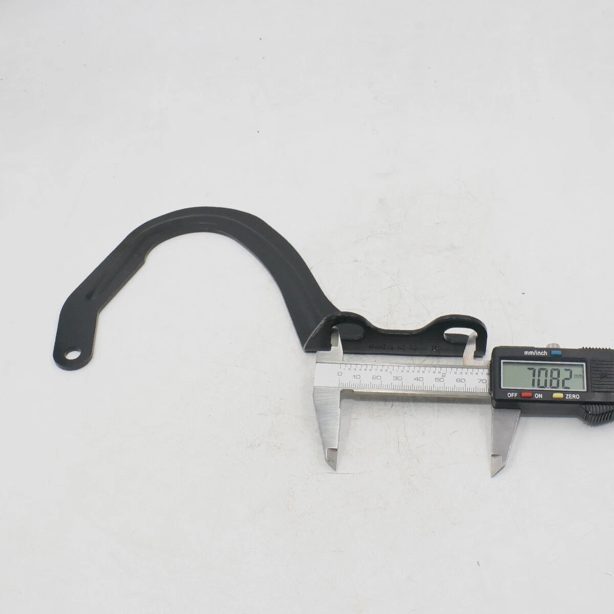 BonnetHinges for Toyota Hilux 1988-1997