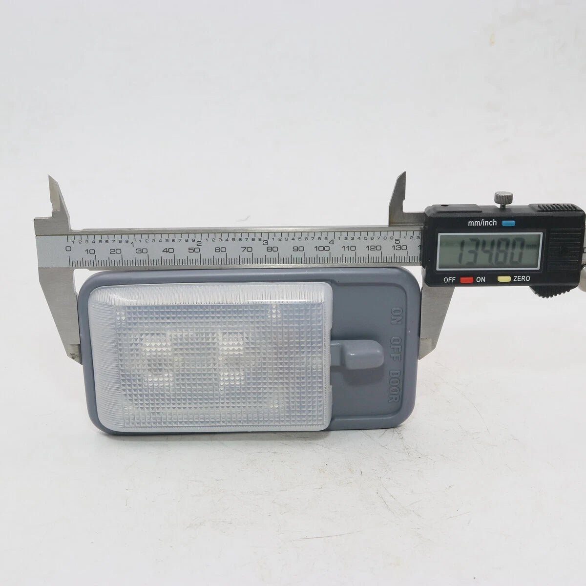 Interior Dome Light for Toyota Hilux 1997-2005