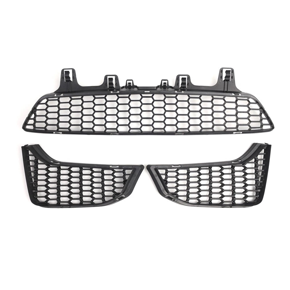 Front Bumper Fog Light Grille for BMW M3 M4 F80 F82 F83 (2015-2018)