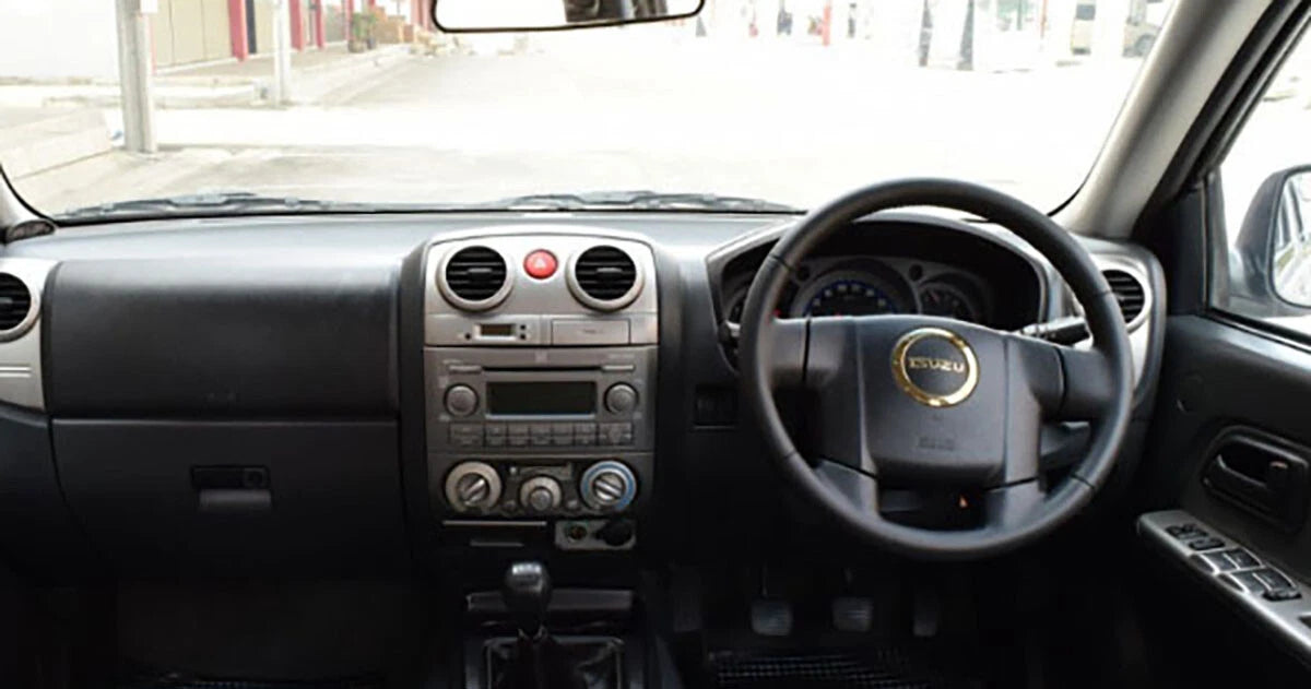 Gray Center Dash Console Bezel for Isuzu DMax (2007-2011)