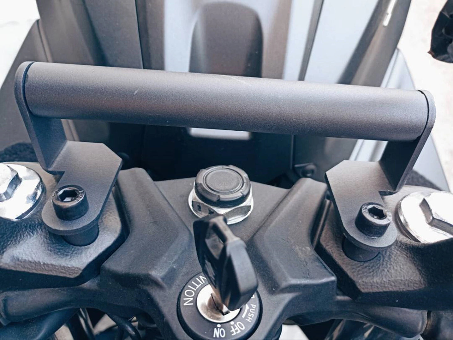 Phone Stand Extension Bracket for SUZUKI GIXXER 250SF (2020-2022)