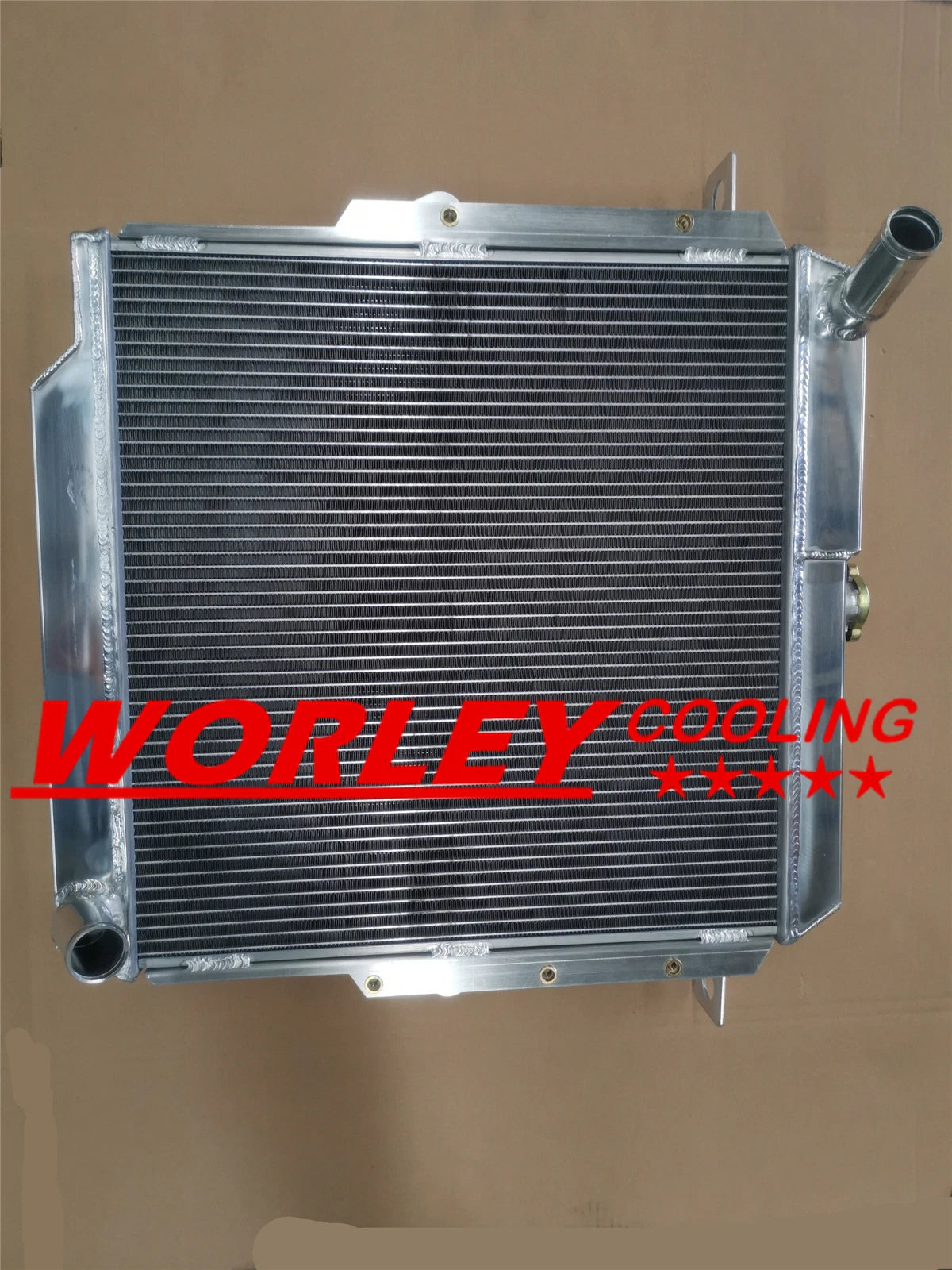 Aluminum Radiator + Fan for Land Cruiser 70 Series FJ73 FJ75 Petrol (1985-1993)