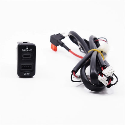 18W Type-C + QC3.0 Fast Car Charger for Toyota Highlander, FJ Cruiser, RAV4