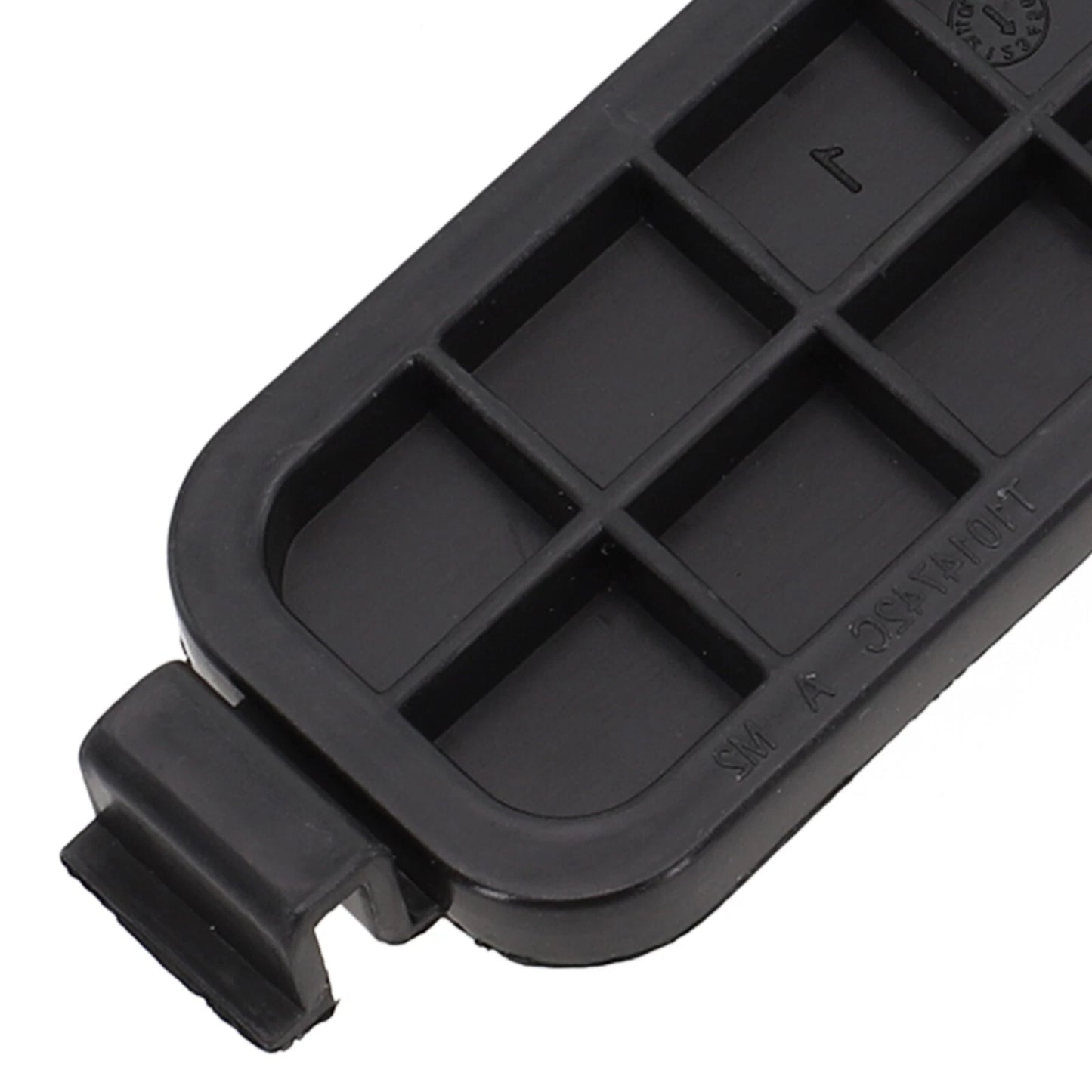 1x Cabin Air Filter Cover for Nissan Sentra/Leaf