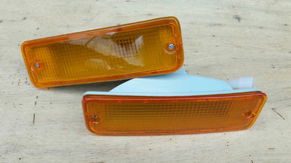 Bumper Light Indicator 2 x For Toyota Hilux Pickup (1989-1997)