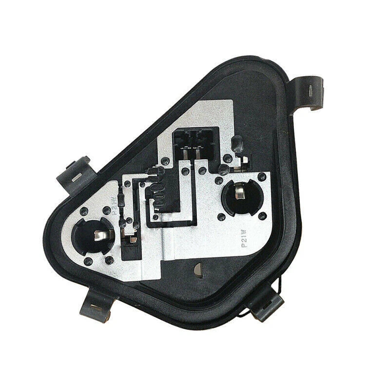 Right Outer Tail Light Bulb Socket + Plug for BMW 3 Series (Fits 2006-2013)