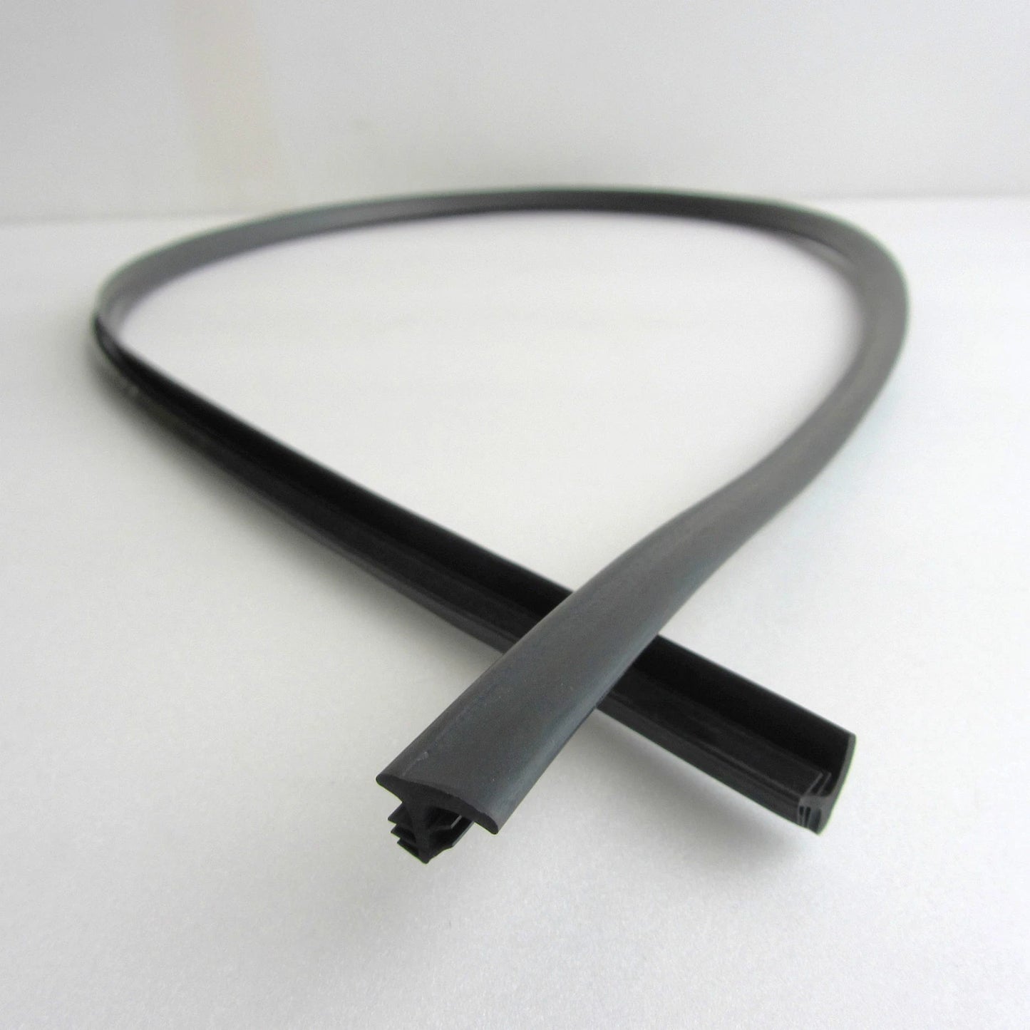Nissan Navara D21 Hardbody Front Top Windshield Weatherstrip Rubber Seal