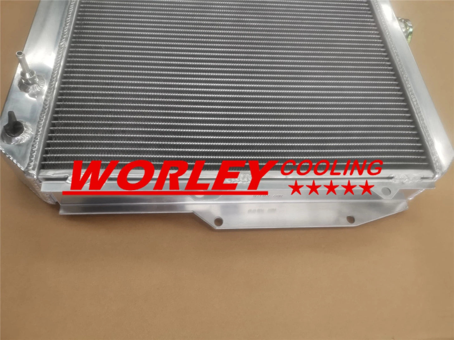 Aluminum Radiator for Mitsubishi Pajero NH NJ NL NK 3.5L V6 Petrol (1994-2000)