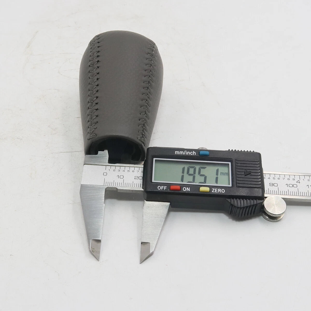 Manual Gear Shift Knob for Toyota Hilux Vigo/2004-2010