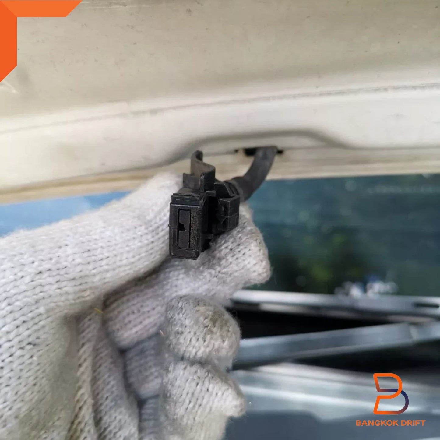 Washer Jet Spray Nozzle for Toyota Hilux Fortuner Corolla Camry (14-23)