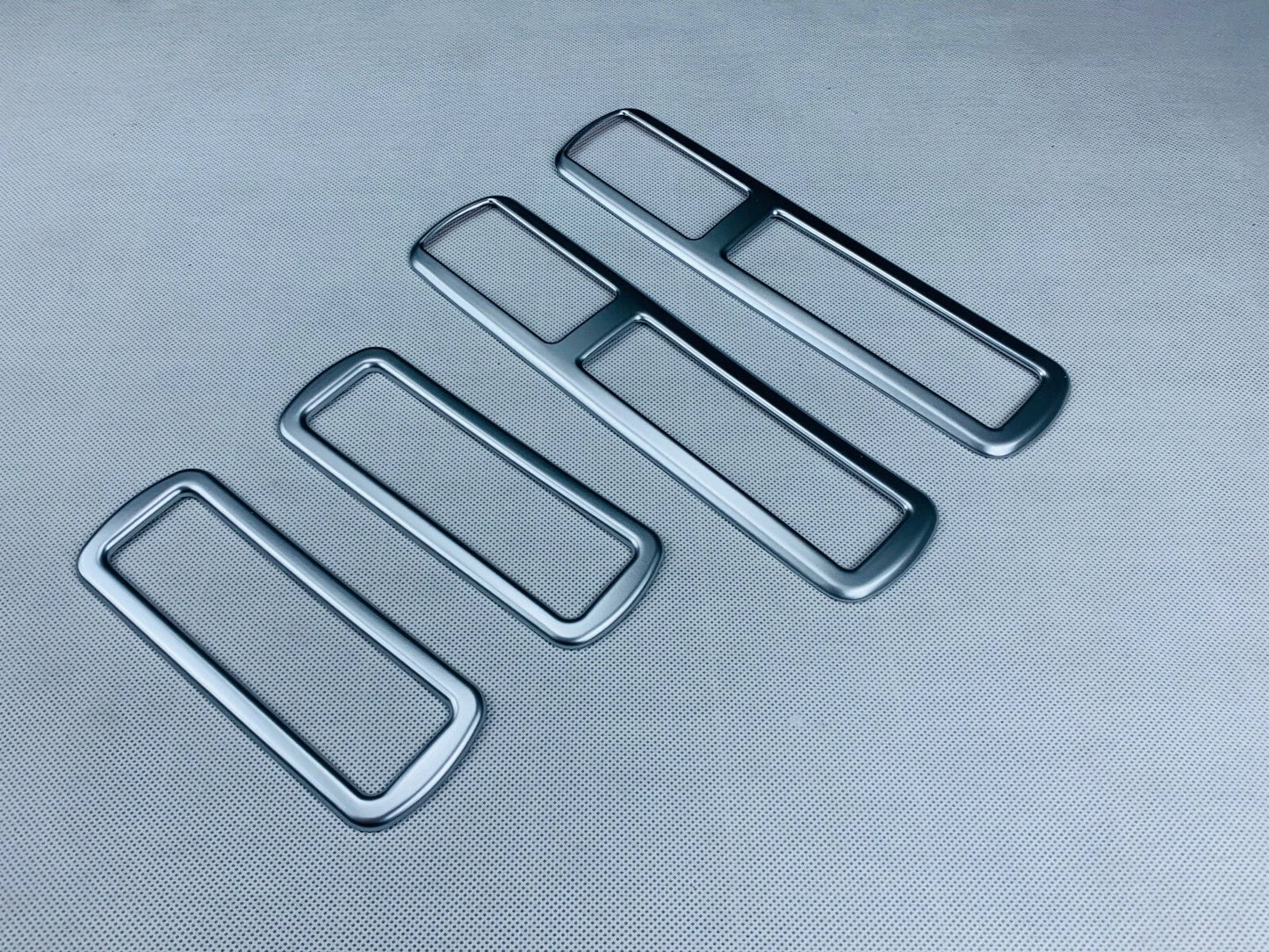 Rear A/C Vent Outlet Cover Trim for 2021-2023 Toyota Sienna 4pcs (2021-2023)