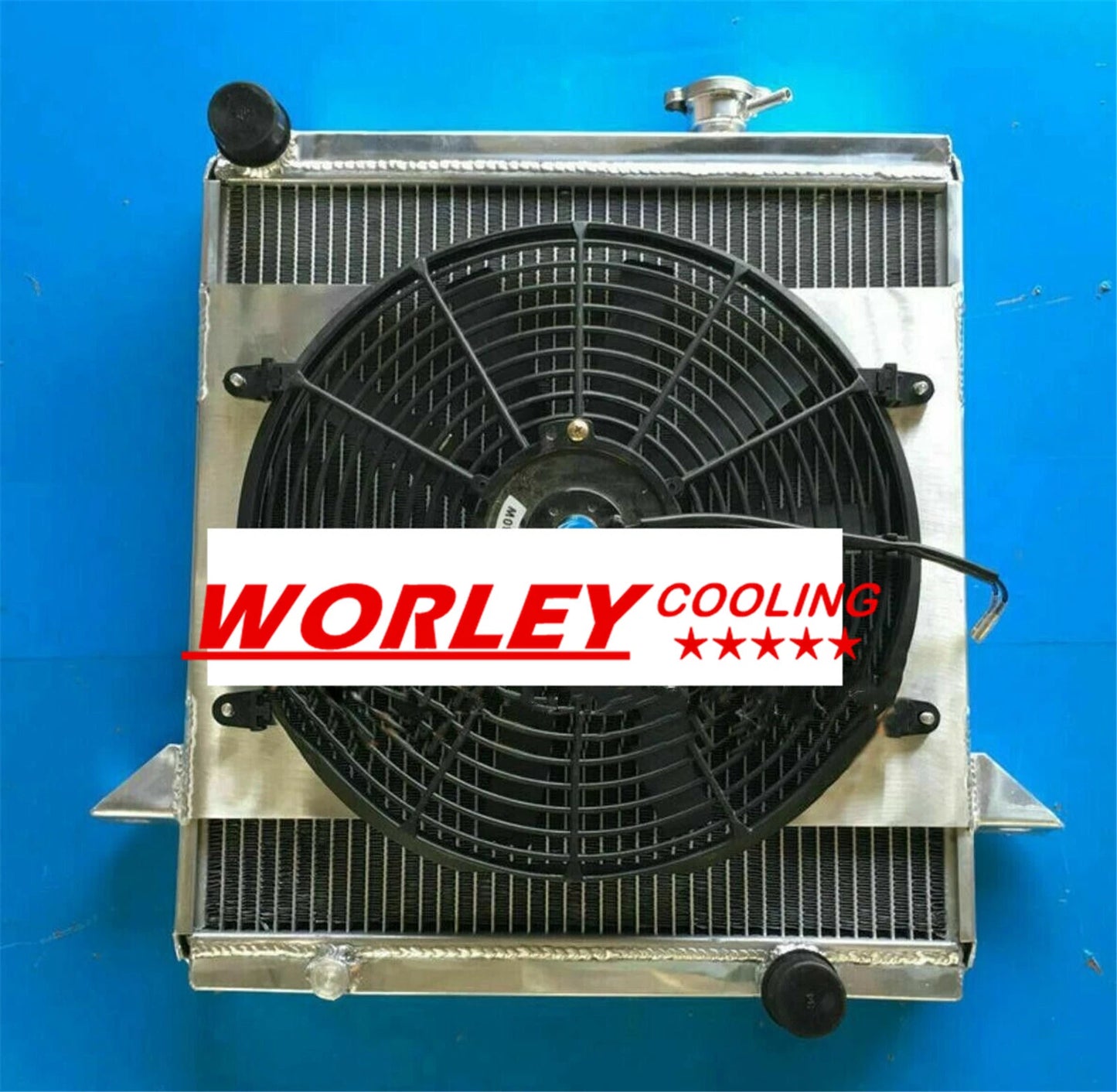 5 Row Aluminum Radiator with Shroud & Fan for Triumph TR6/TR250 (1967-1974)