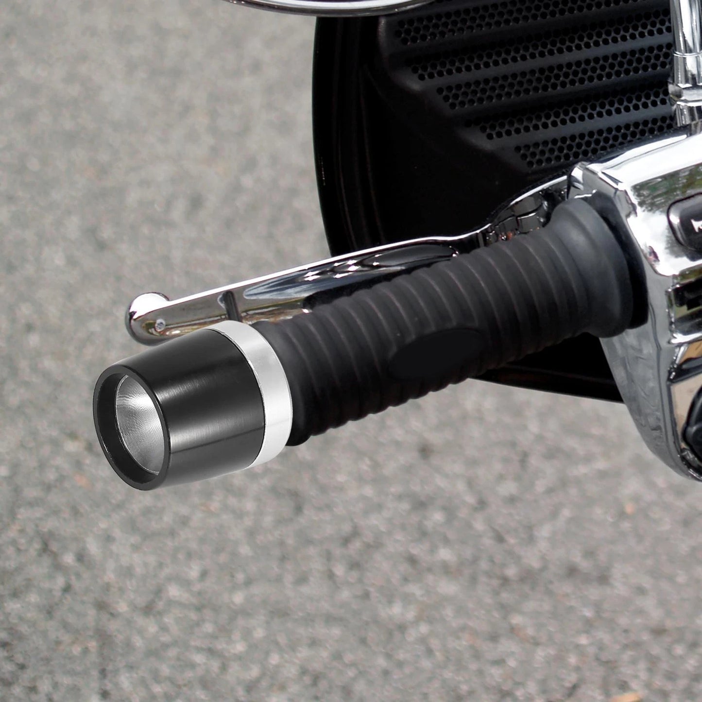 2 x 18mm Handlebar End Caps Plug CNC Aluminum Alloy for Motorcycle Silver Tone