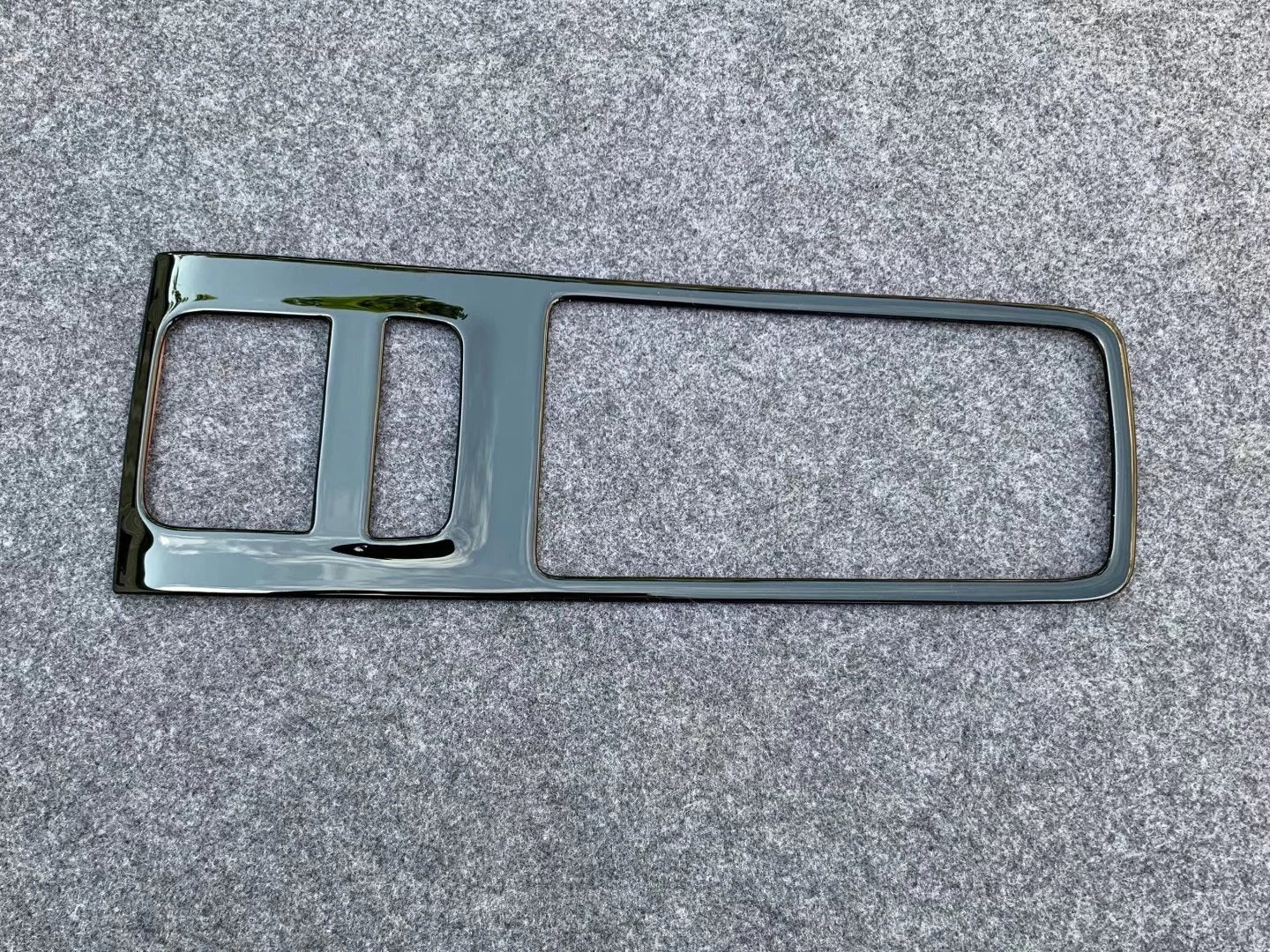 Interior Gear Shift Panel Cover for 2020-2024 Toyota Harrier Venza Black Frame