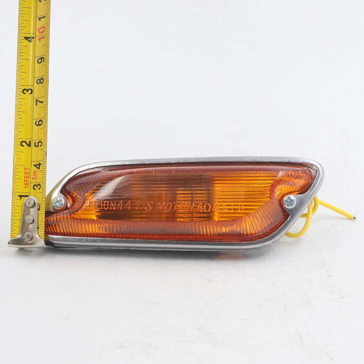 Side Marker Light L/R for Toyota Corolla KE10/KE11/KE15/KE17, Corona RT40 1966-1970
