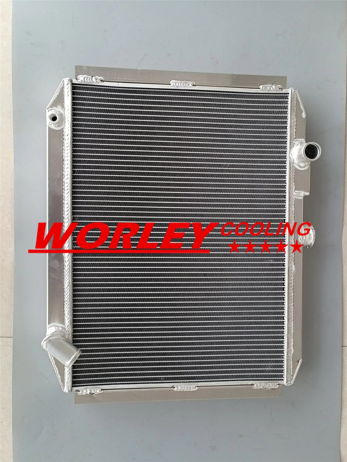 Aluminum Radiator for Mitsubishi Pajero/Mentero (2004-2015)