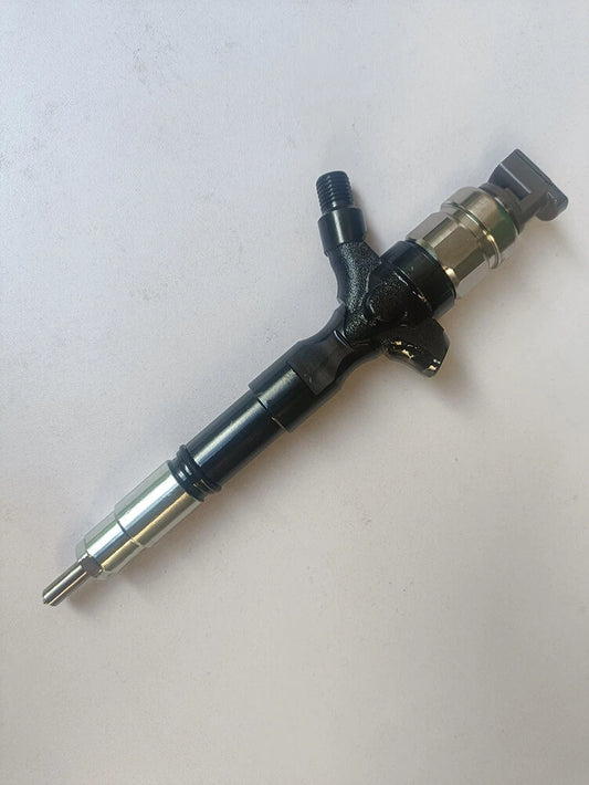 1 x Diesel Fuel Injector Set for Toyota Prado KDJ150R KDJ150L (2009-2017)