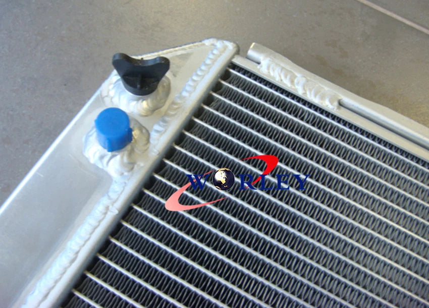 52MM Aluminum Radiator for Toyota Surf Hilux LN130 (1988-1997) + 14" Fan