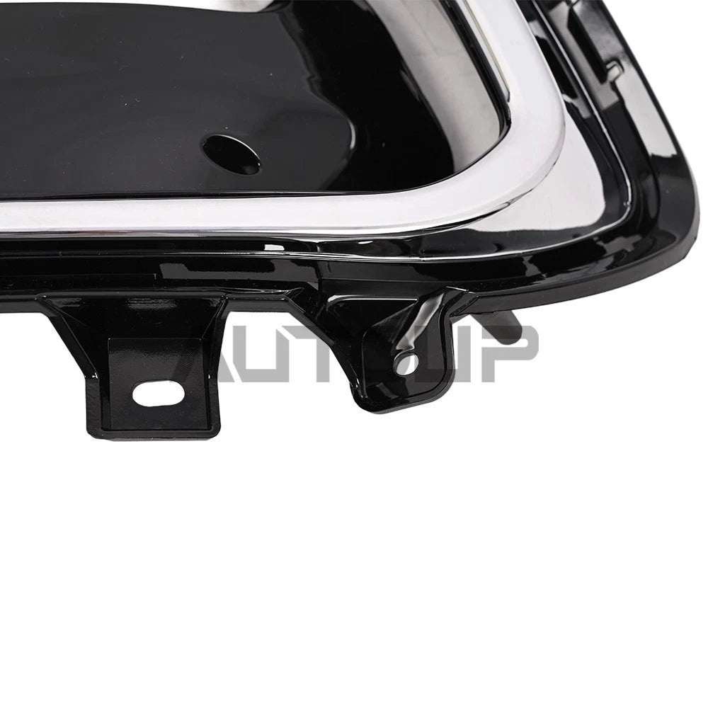 2 x Fog Light Bezel for Hyundai Santa Fe Sport (2017–2018)