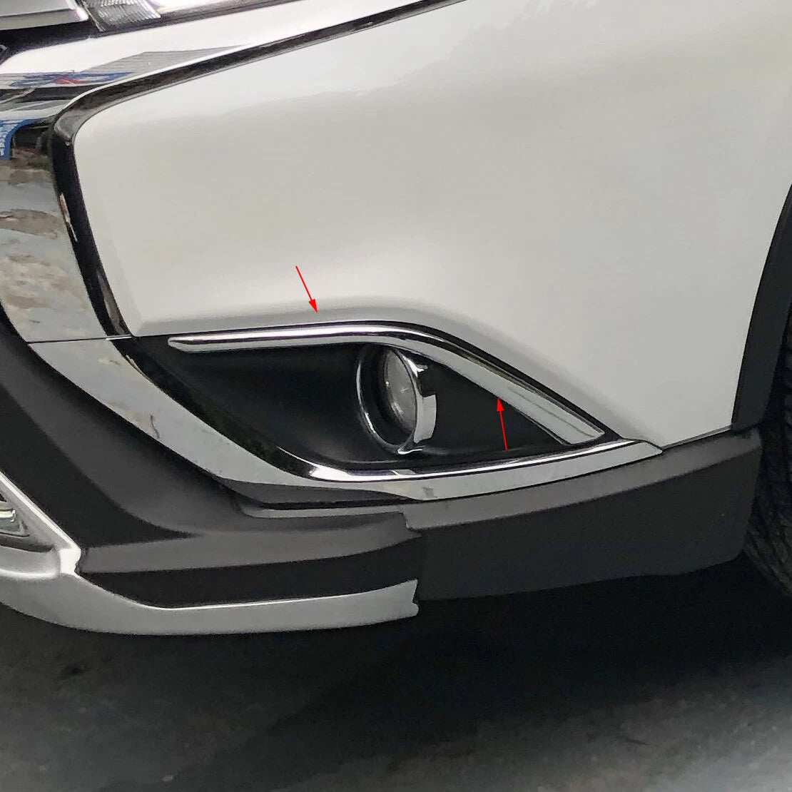 Silver Fog Light Eyebrow Cover Trim for Mitsubishi Outlander (2019-2020)