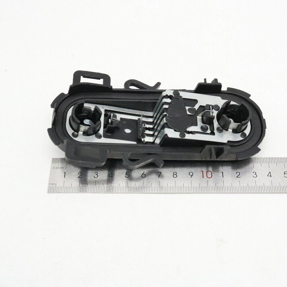 1pc Rear Tail Light Socket Holder With Plug for BMW X1 (2016–2019)