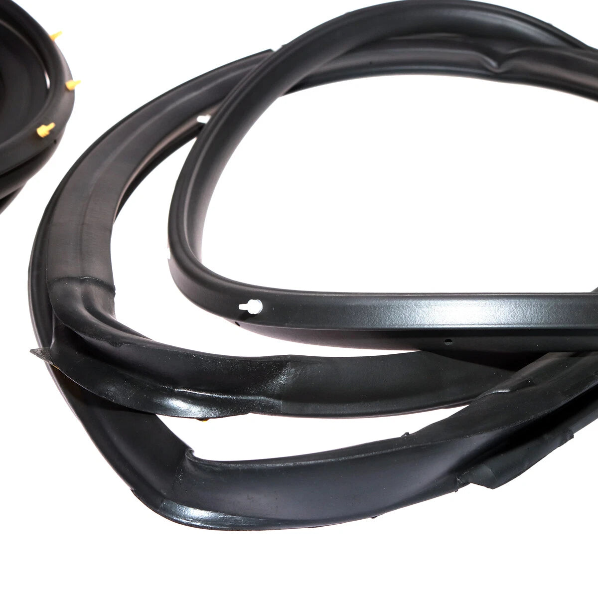 Front Door Weatherstrip x2 for Nissan Navara D22/NP300/Frontier/Terrano 1997-2023