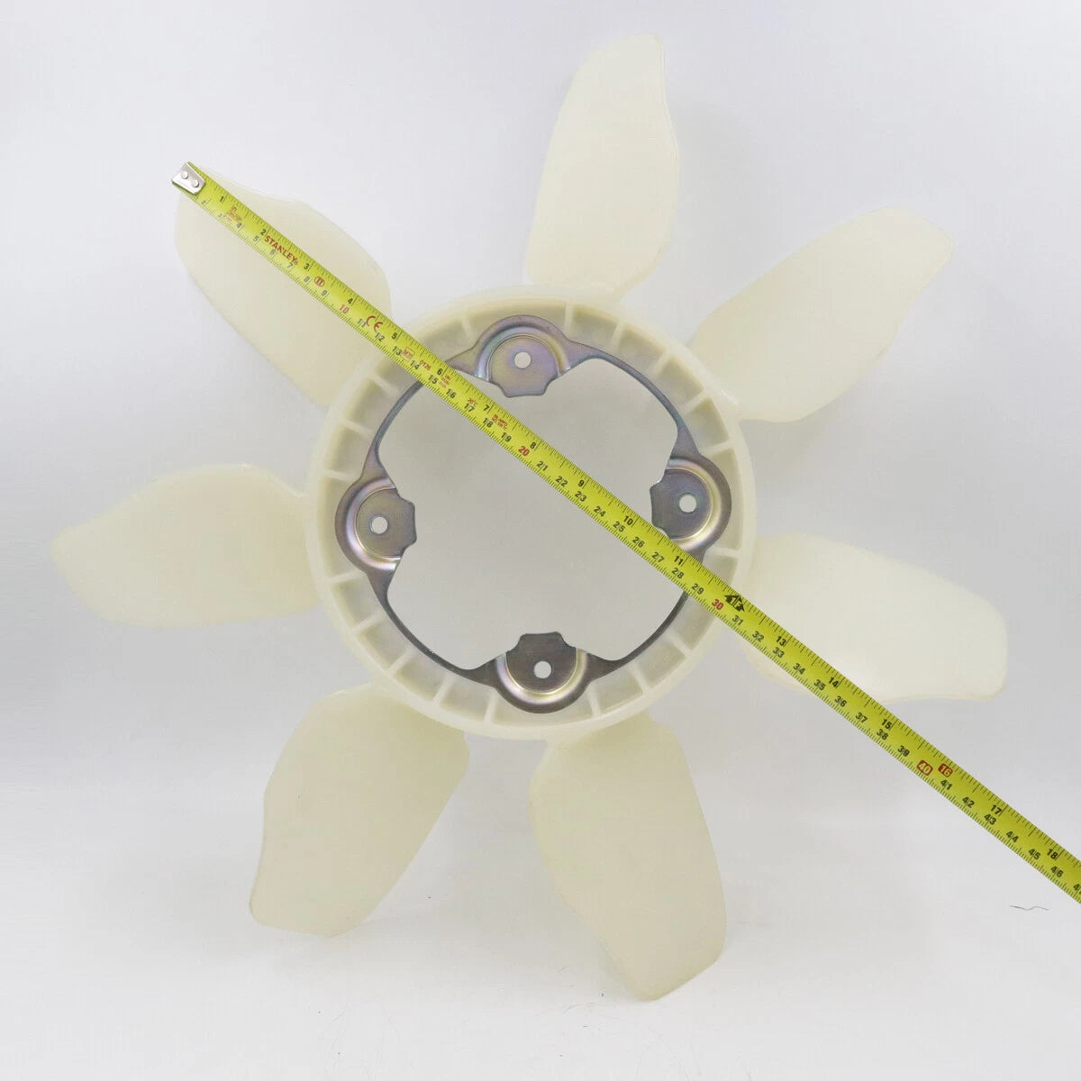 Radiator Cooling Fan Blade for Toyota Hilux Revo 2015-2020