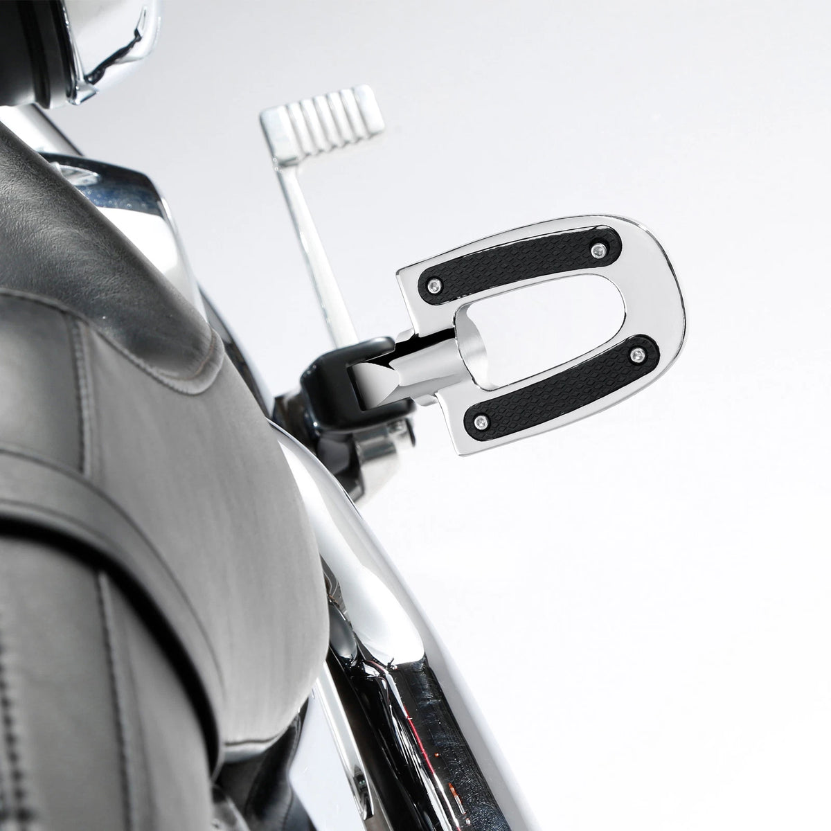 Chrome Passenger Footpeg Pegs for Harley Softail Fat Boy Low Rider (2018-2025)