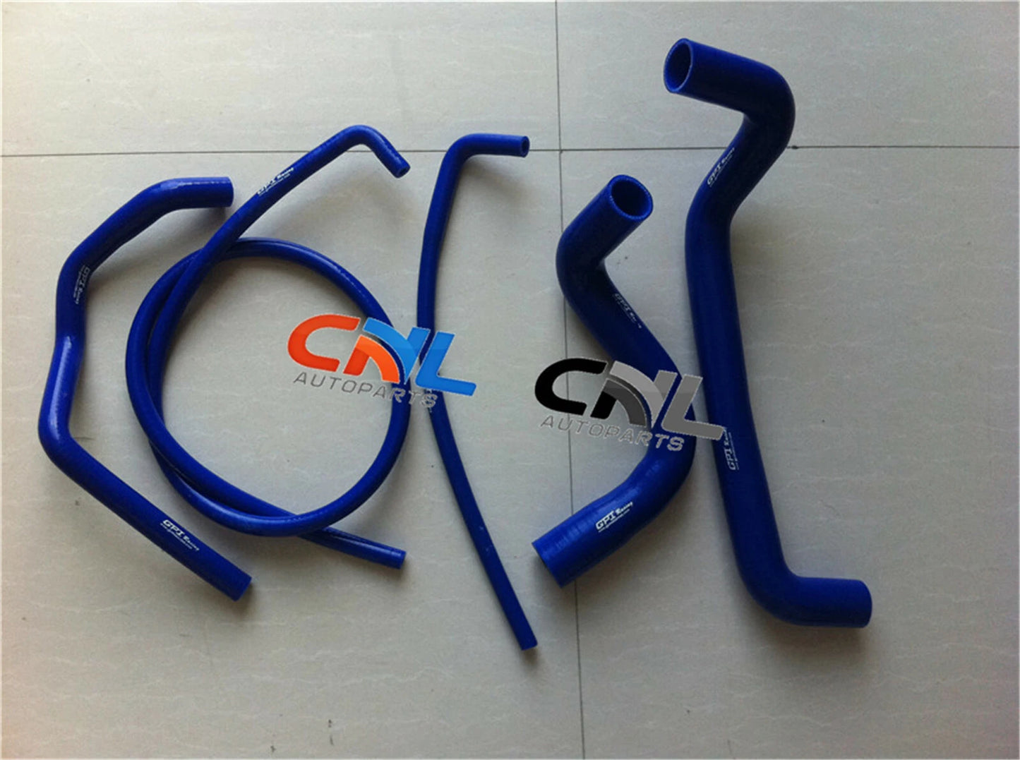 Silicone Coolant Hose for Holden Commodore VZ, Statesman WL 5.7L, 6.0L HSV V8 (2004-2006)