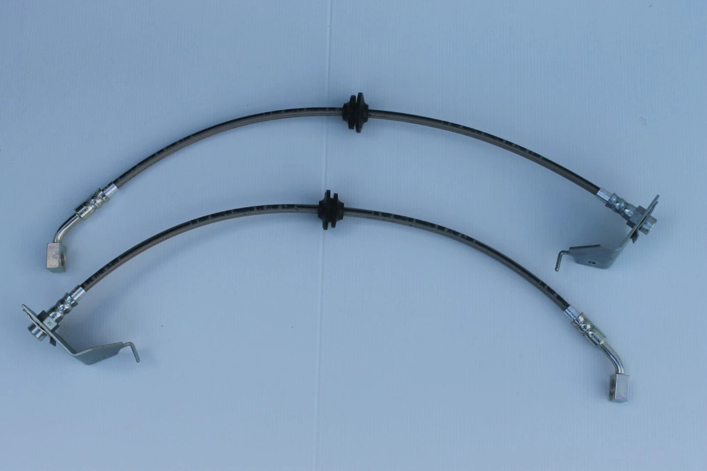 Braided Front Brake Hose Set (2) for VT (Late) VX VY VZ Commodore (2000-2007)