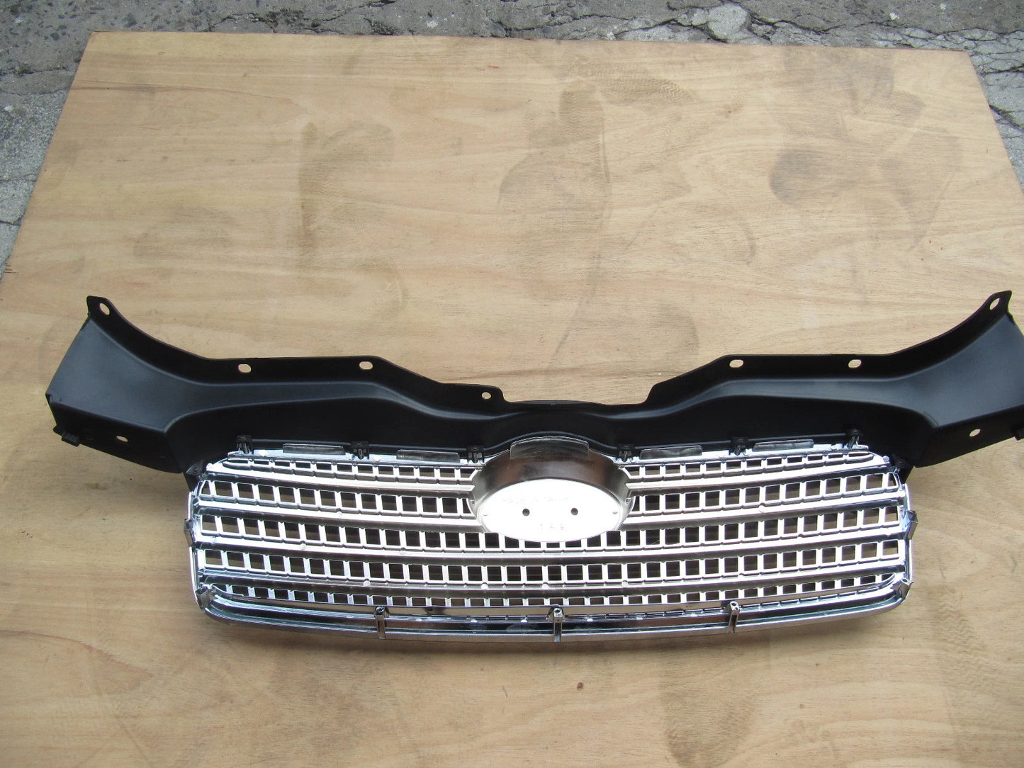 Front Grill for Hyundai Accent (2005-2009)