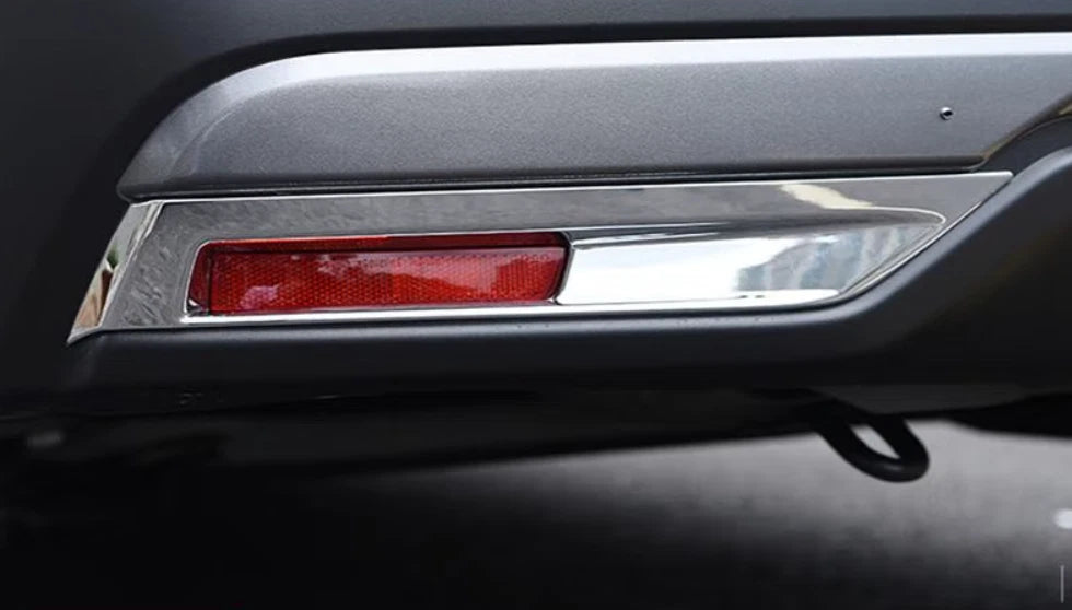 Rear Fog Light Frame Taillight Cover Trim for Nissan Kicks (2016-2020) 2 x Chrome
