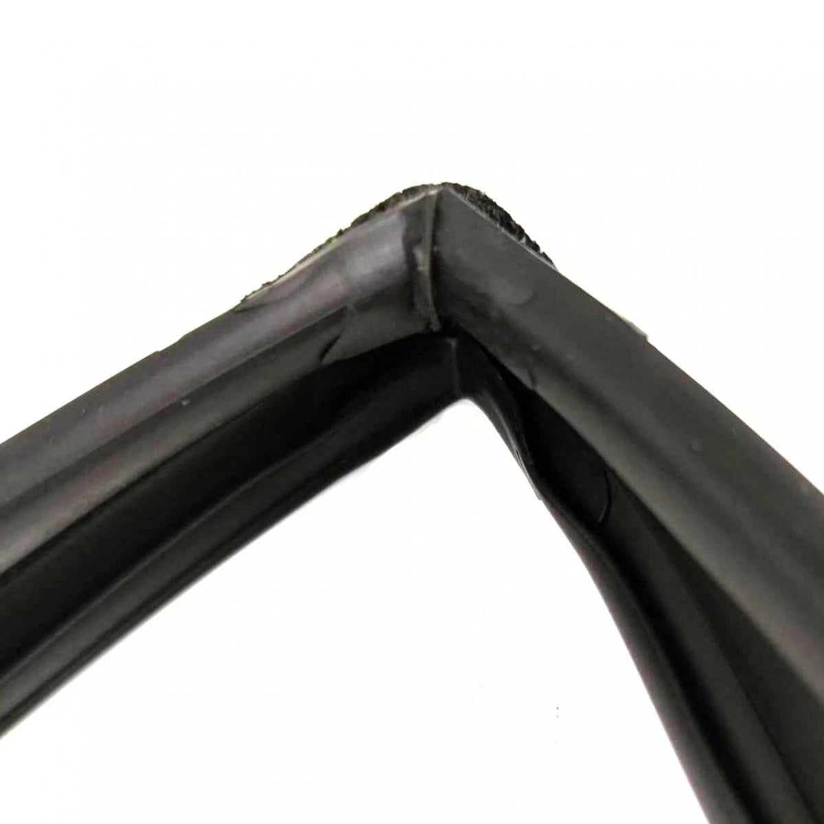 Glass Run Door Channel Rear RH For Toyota Corolla AE110 AE111 4D Sedan 1995-02