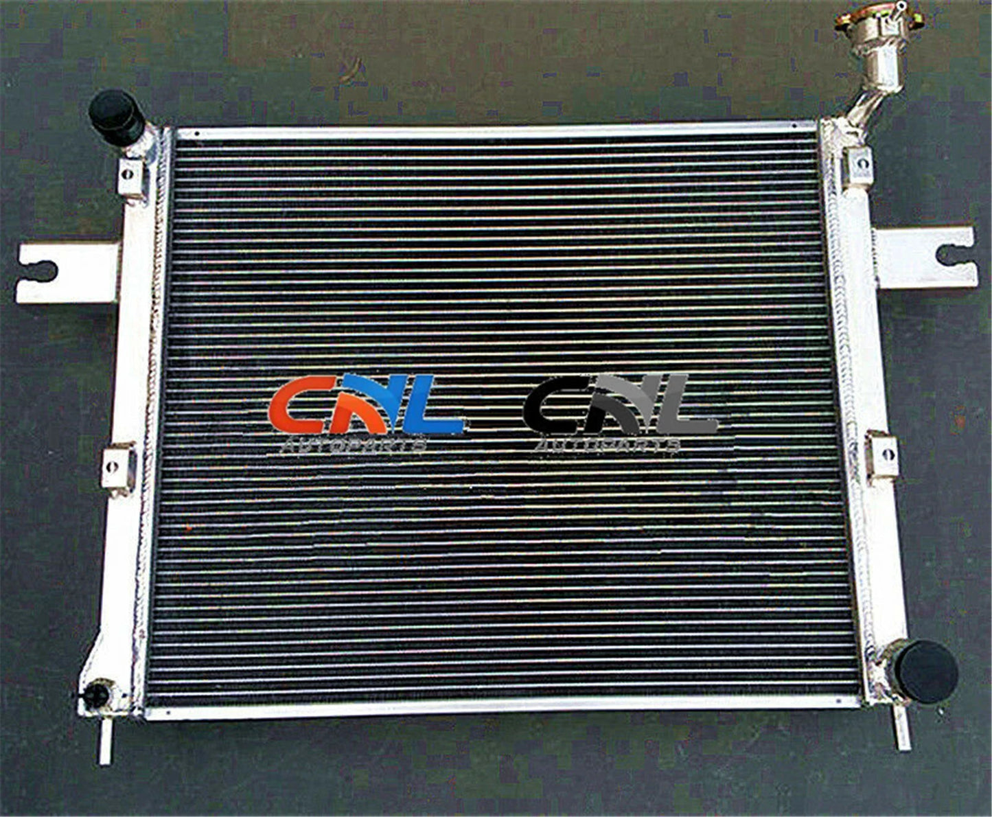 Aluminum Radiator for Jeep Commander, Grand Cherokee (2005-2010)