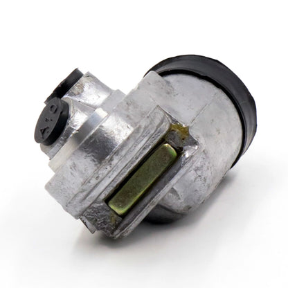 Front Lower LH Brake Cylinder for Nissan 520/521/620/720 1969-1986
