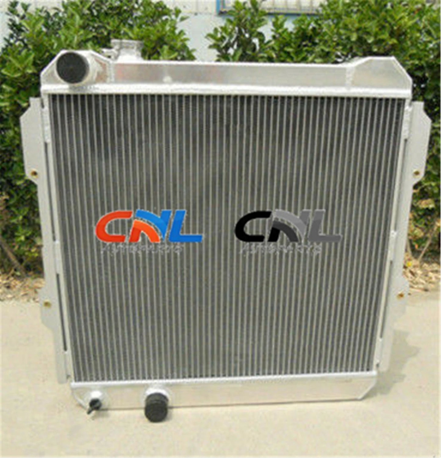 3 Core Aluminum Radiator for Hilux 2.4L 2.8L 4Runner 2L 3L Diesel (1983-1997)
