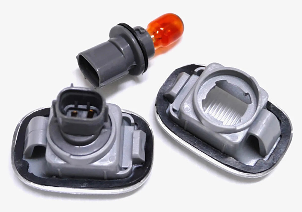 Side Marker Turn Signal Light for Toyota Hilux, s,Altis, Camry (2005-2023)