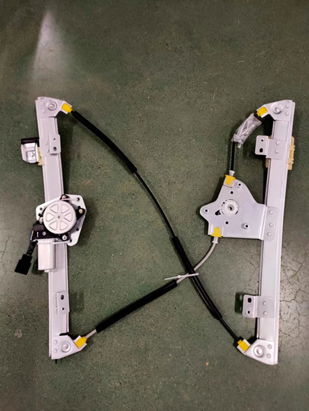 Front Left Window Regulator W/6 Pins for Chrysler Grand Voyager (2008–2016)