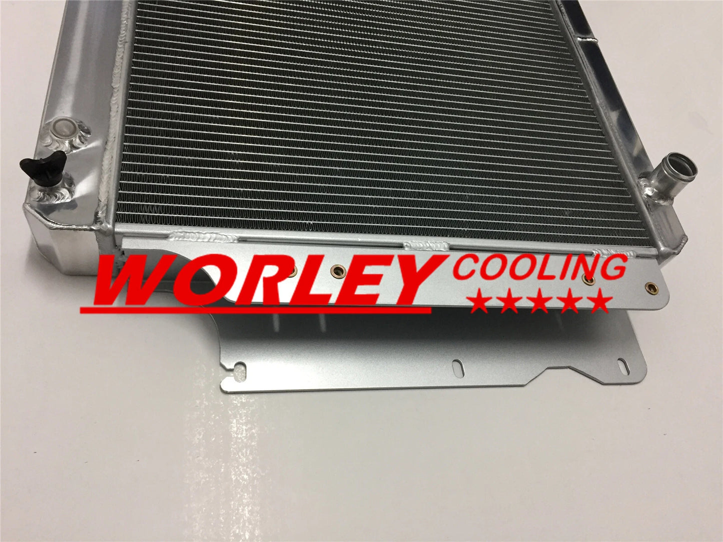 3 Core Aluminum Radiator & Fan Shroud for Jeep Wrangler YJ/TJ/LJ (1987-2006)