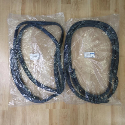 Door Rubber Weatherstrip Front L+R Fits Toyota Corona AT190 4D Sedan 1992-96 D08