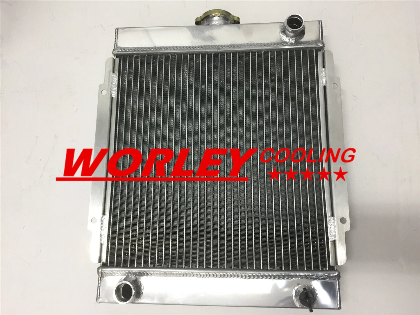 3 Row Aluminum Radiator + Blue Hoses for Datsun 1200, 120Y, B110 (1970-1975)